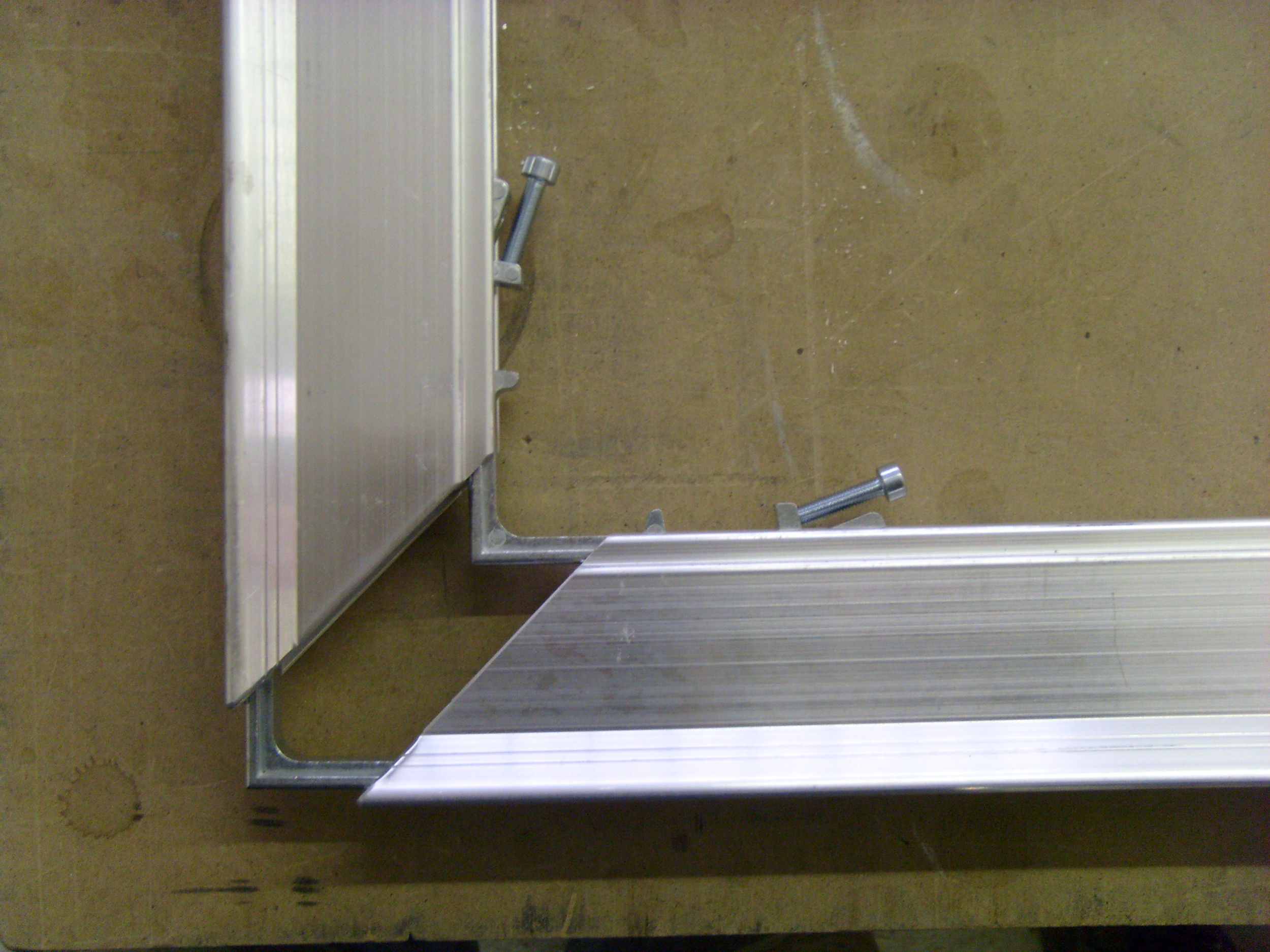 SI850057.JPG
